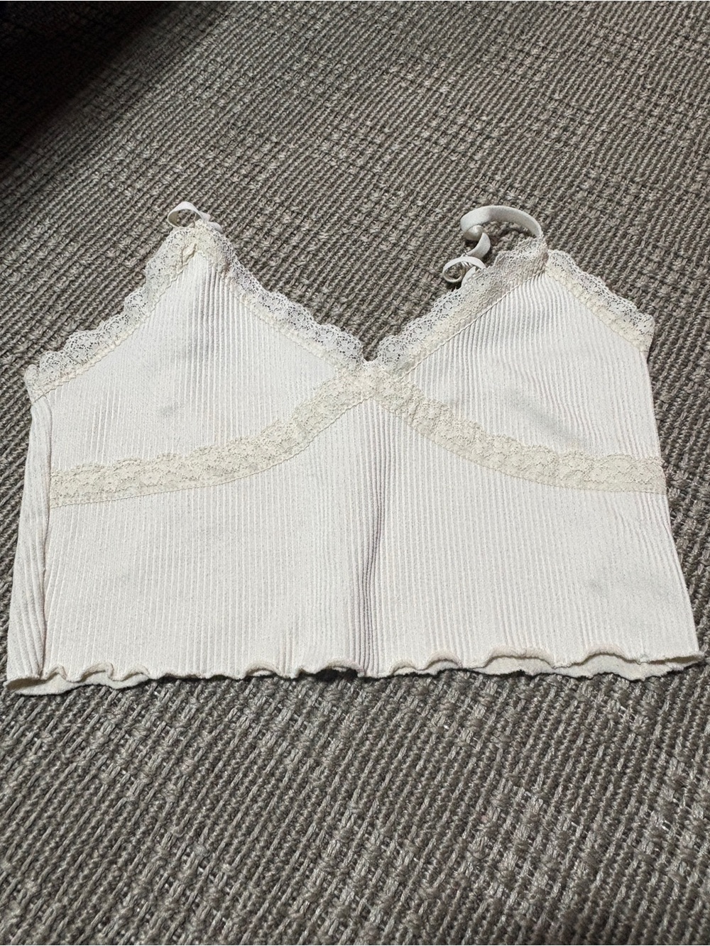 Divided Lace-Trim Ribbed Camisole in Cream
